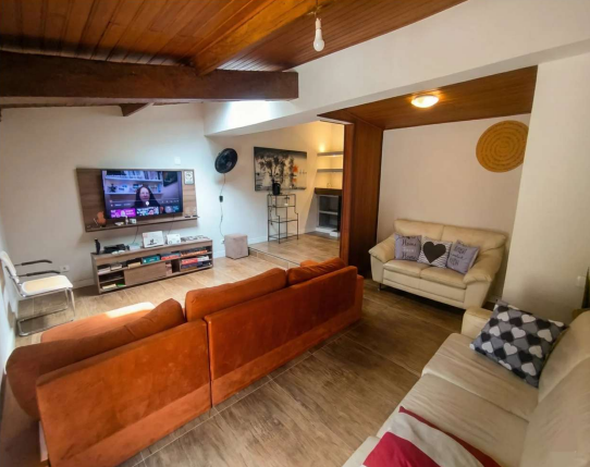 Sala com TV
